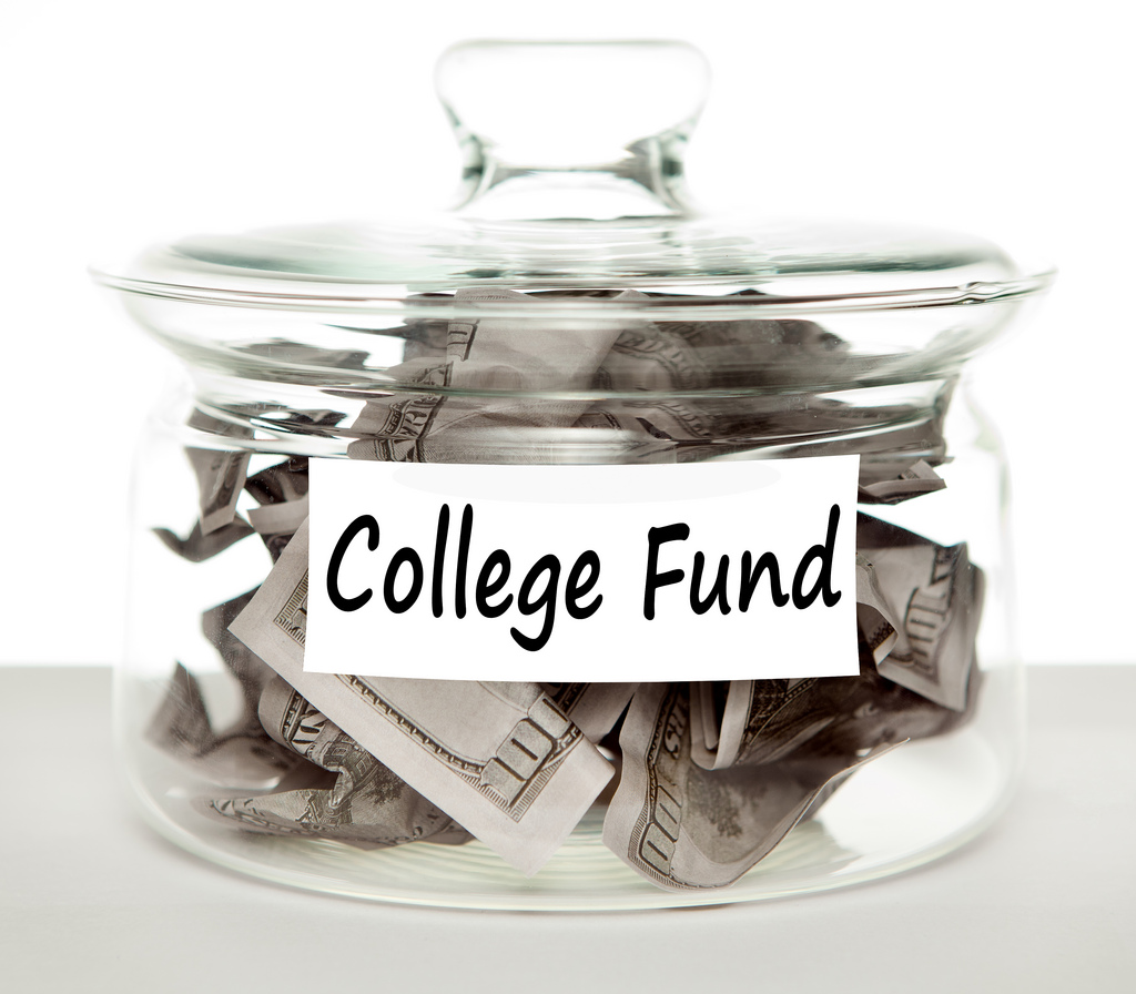 Tips for Divorced Parents Paying for Children’s College Education
